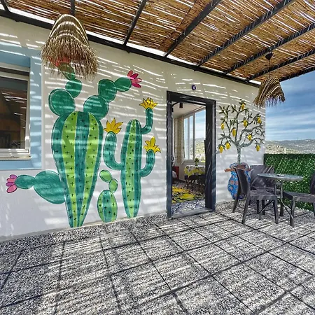 Апартаменты Aysem Mill Hill *