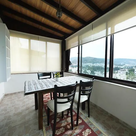 Апартаменты Aysem Mill Hill *